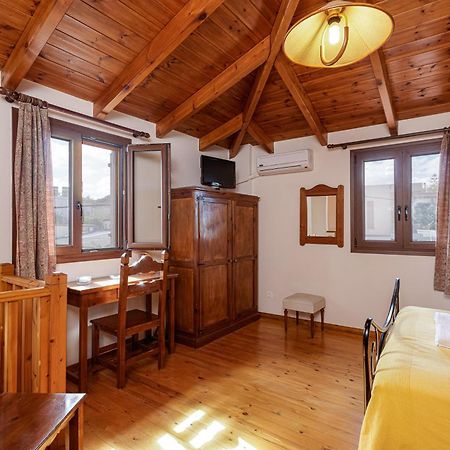 Pension Lucy Πάνορμος Δωμάτιο φωτογραφία